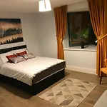 Elegant Plus Apartments
