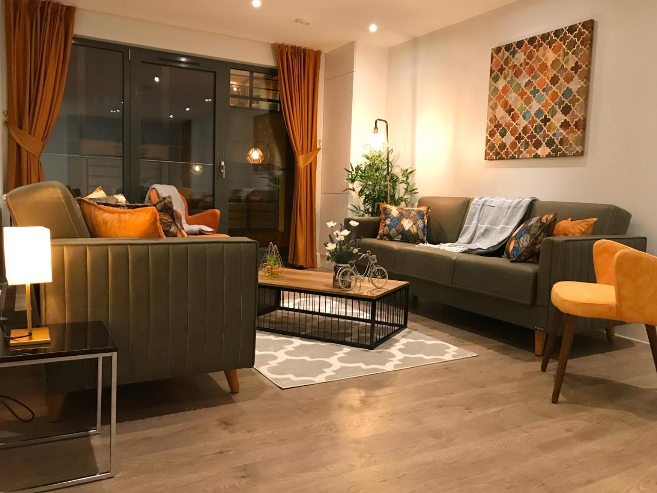 Elegant Plus Aparthotel